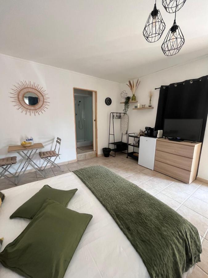 Studio Chez Joss Istres Exteriör bild